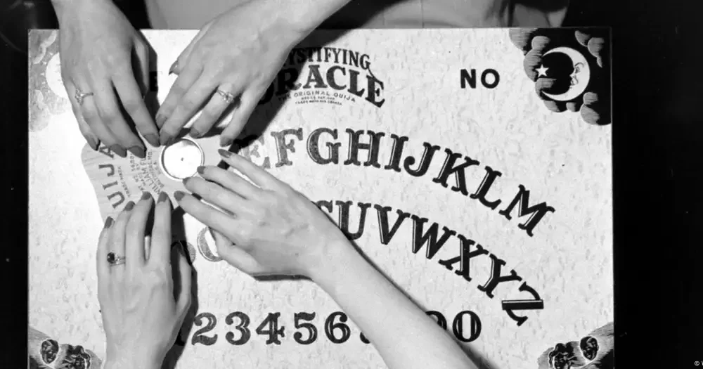 La ouija: historia de un juego envuelto en misterio y terror 3